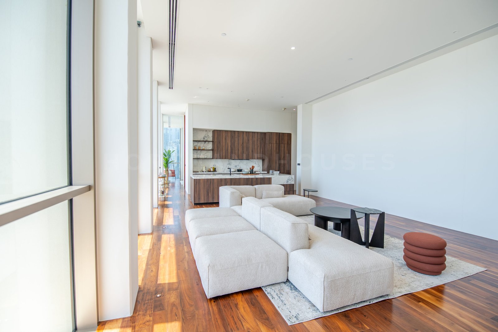 Residences 22-9